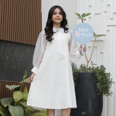 صورة فستان بناتي فاخر بفيونكة رقبة ذيلية وأكمام شفافة - M3805